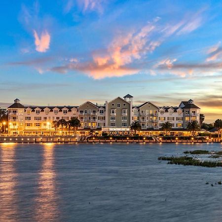 The Waterfront Inn The Villages Buitenkant foto