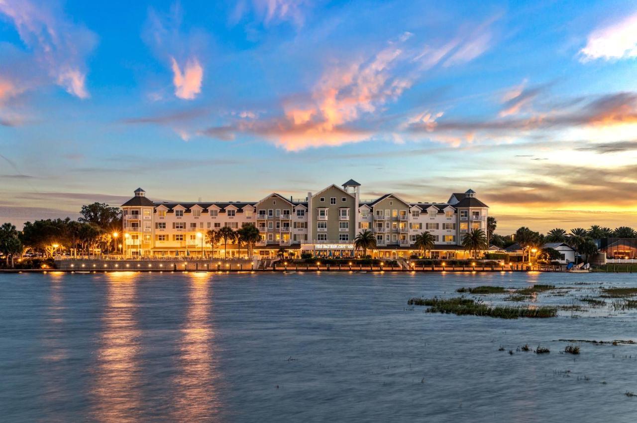 The Waterfront Inn The Villages Buitenkant foto