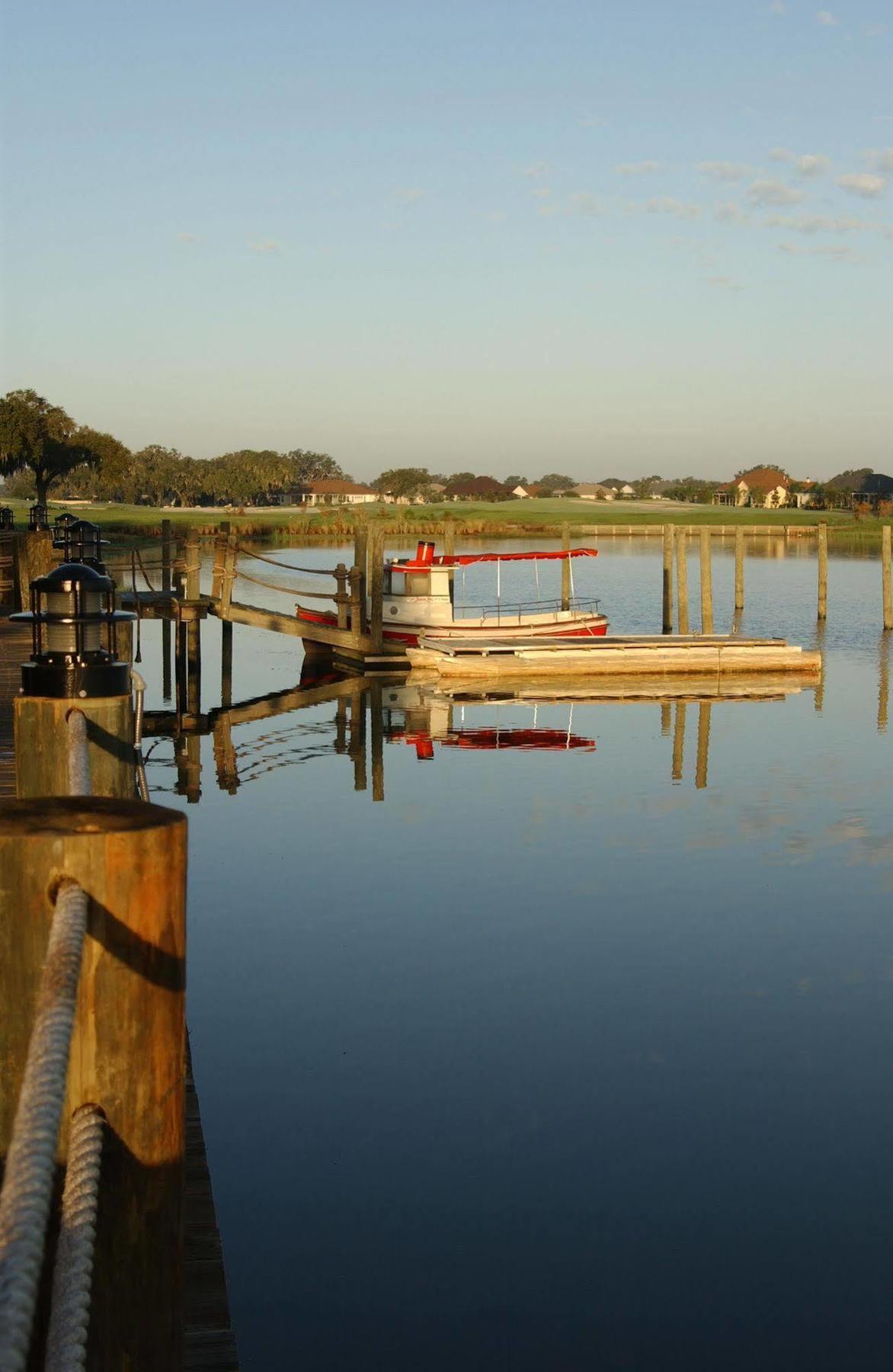 The Waterfront Inn The Villages Buitenkant foto